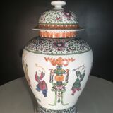 Chinese covered pot