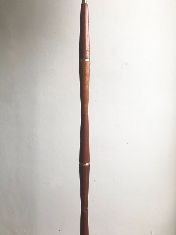 Lampadaire scandinave en teck et laiton - 1960