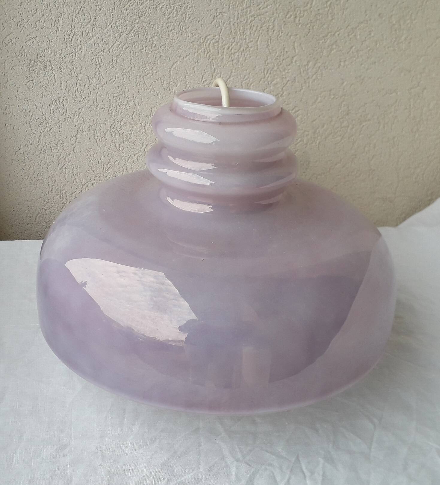 Glass pendant light
