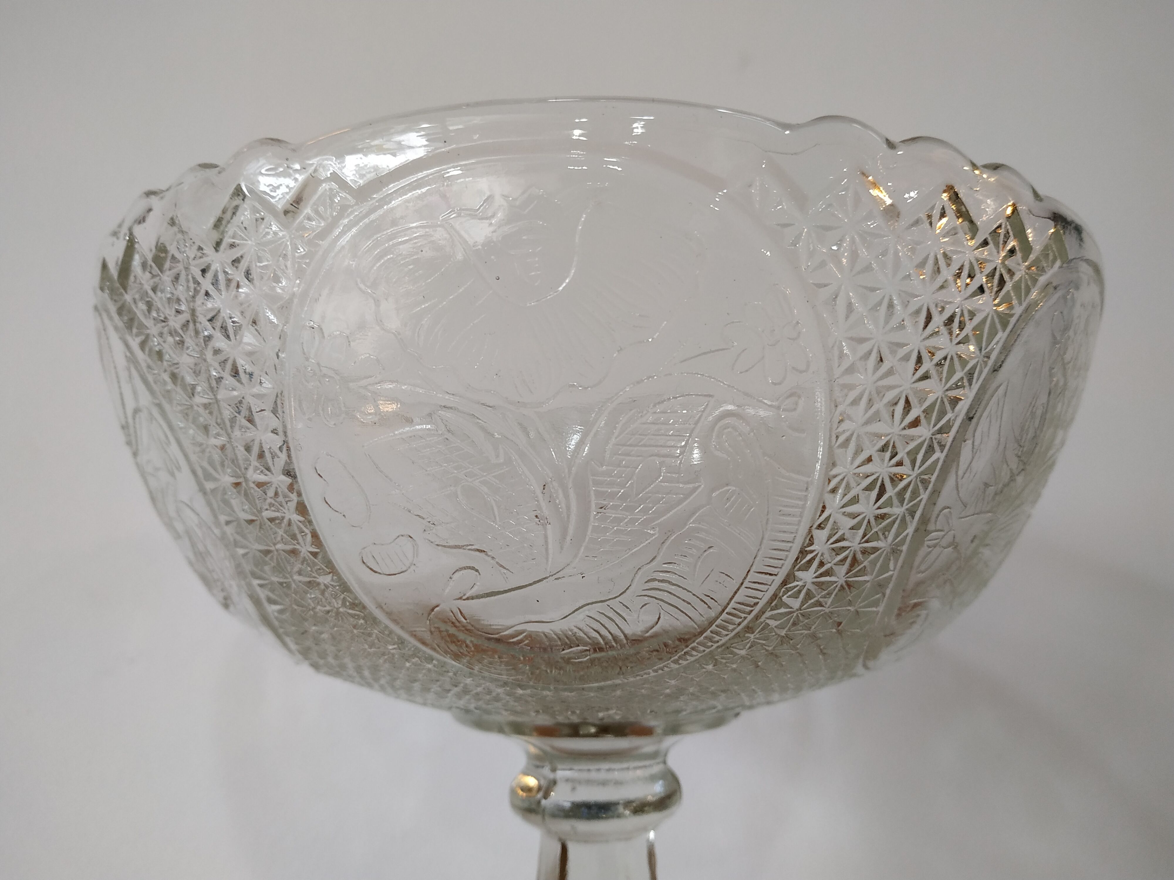 Coupe a fruits en verre