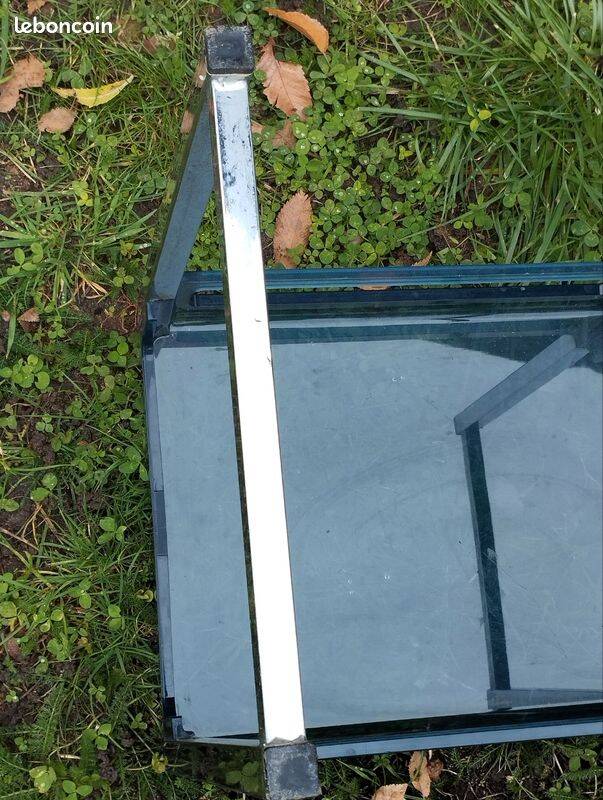 Table d’appoint vintage en plexiglas bleu et acier – Marc Berthier pour Prisunic