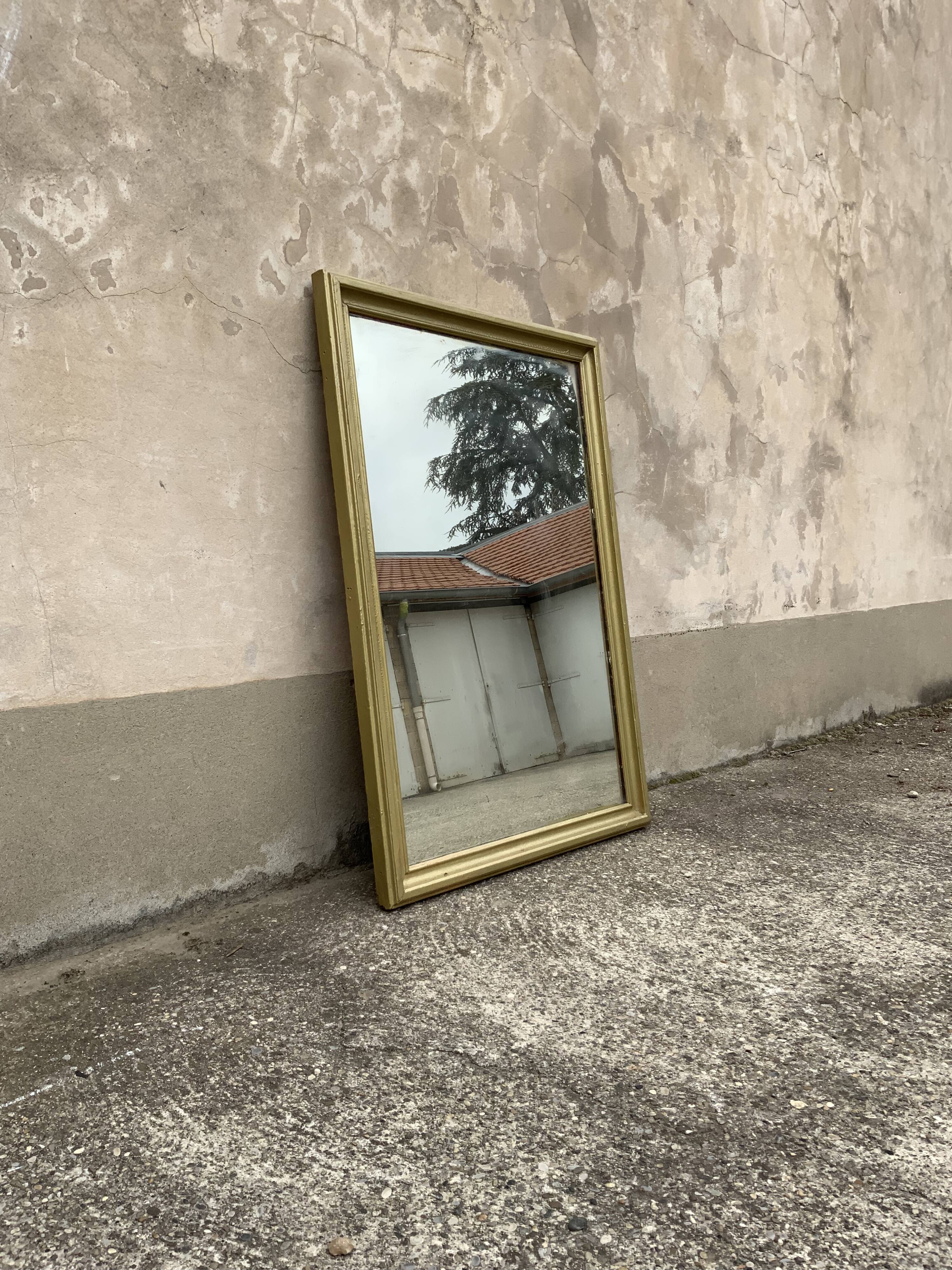 Golden patina wooden mirror to stand