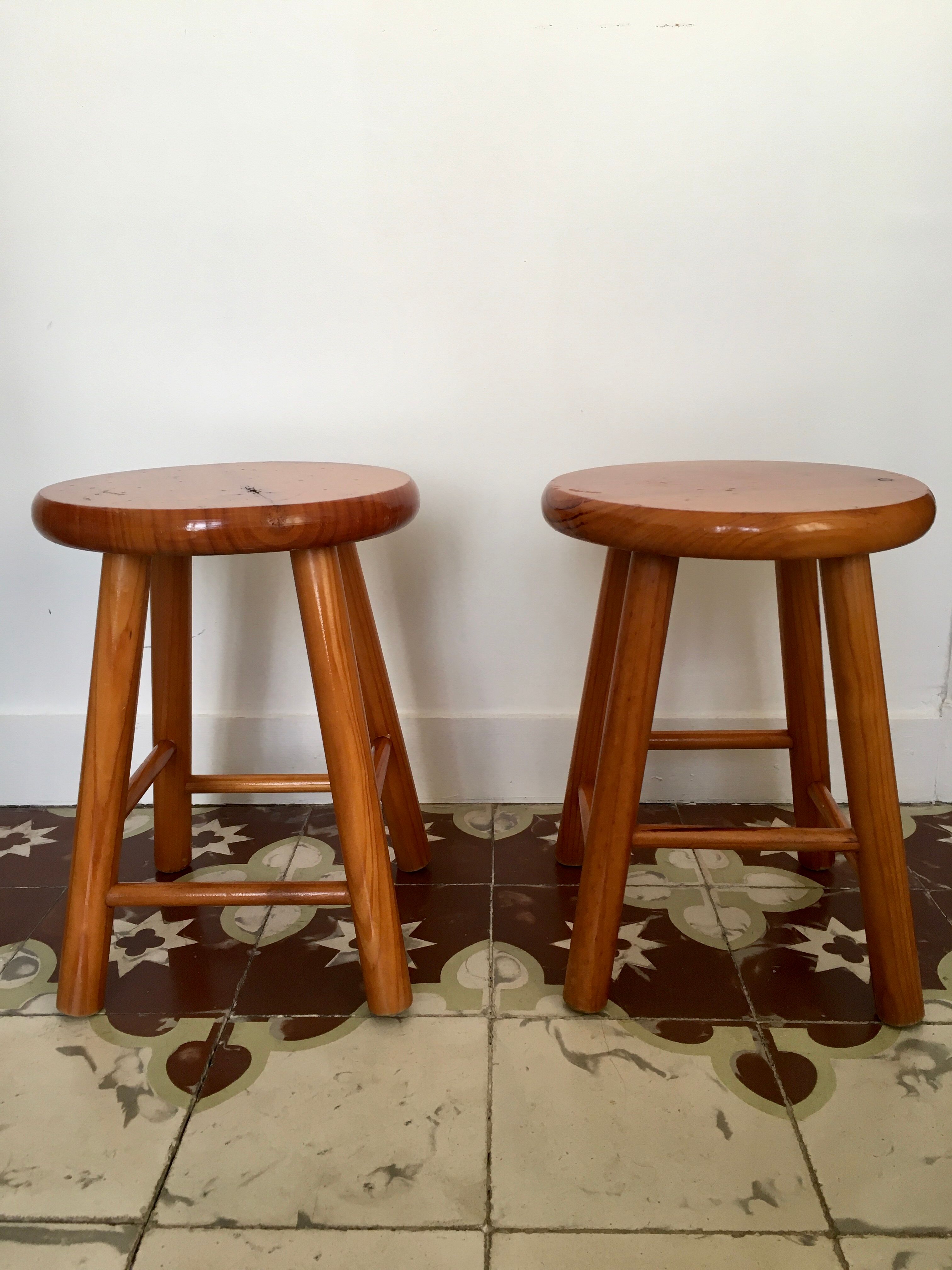 Paire de tabourets en pin, 1980s
