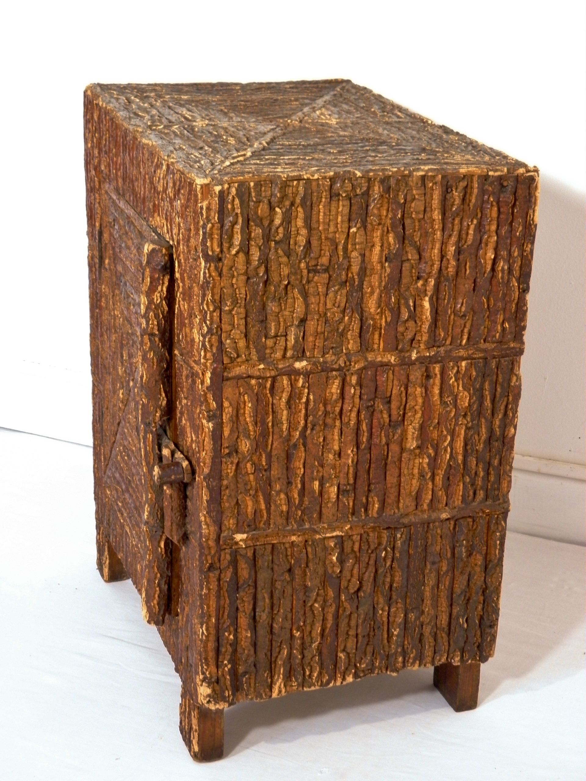 Dutch bedside marquetry Cork-folk art