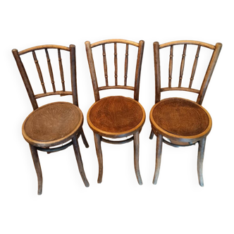 Set of 3 Mundus bistro chairs