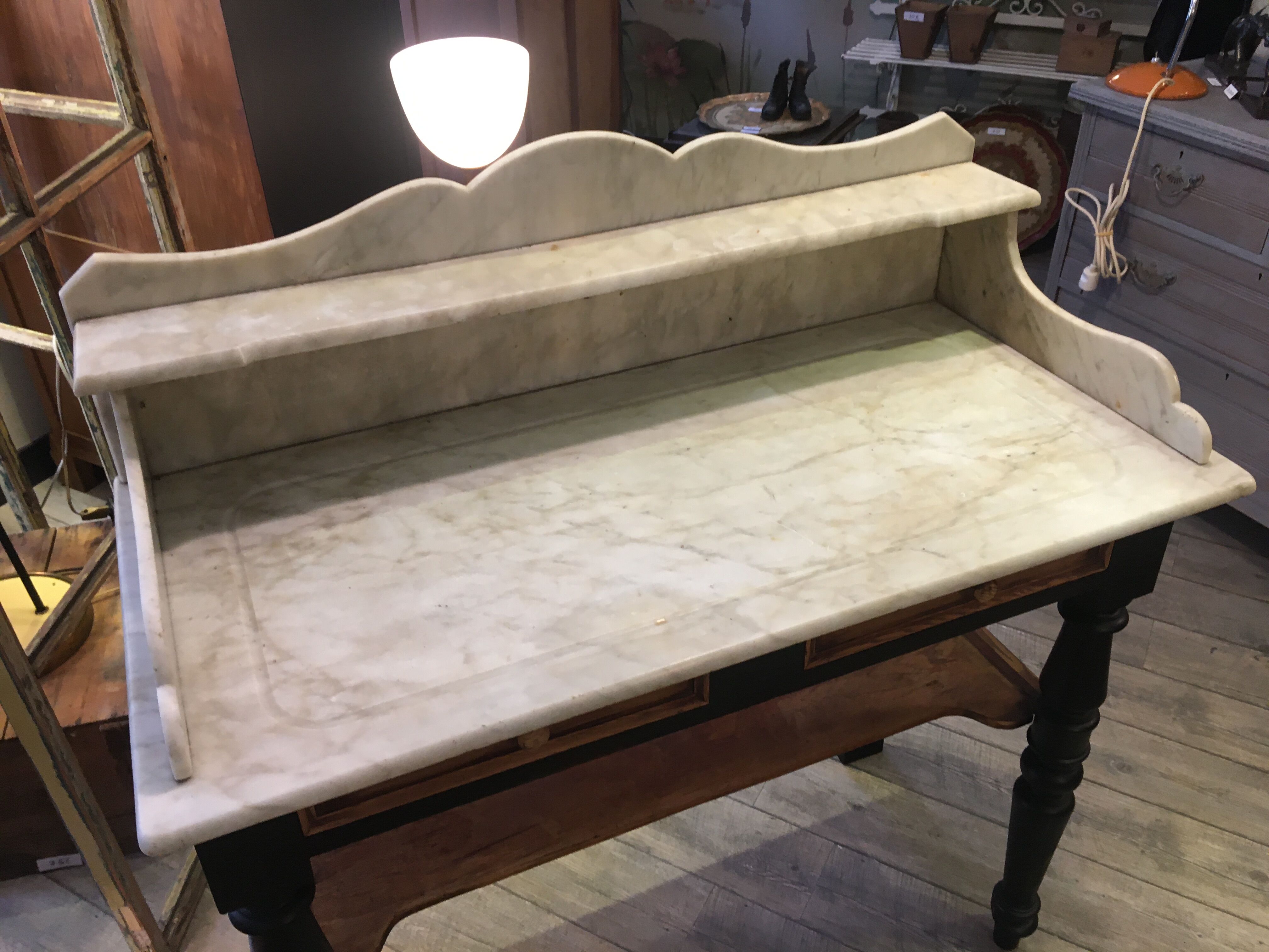 Table de toilette