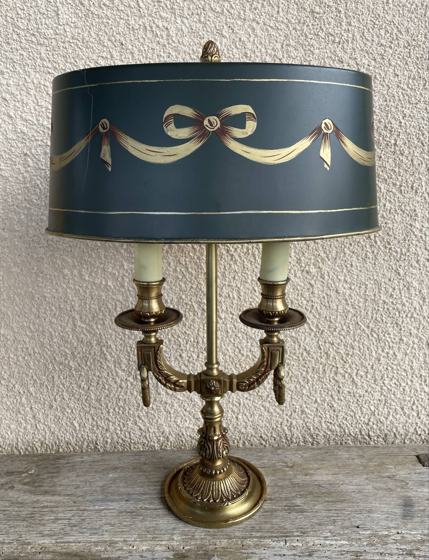 19th-century bouillotte lamp in solid bronze