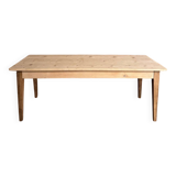 Farm table