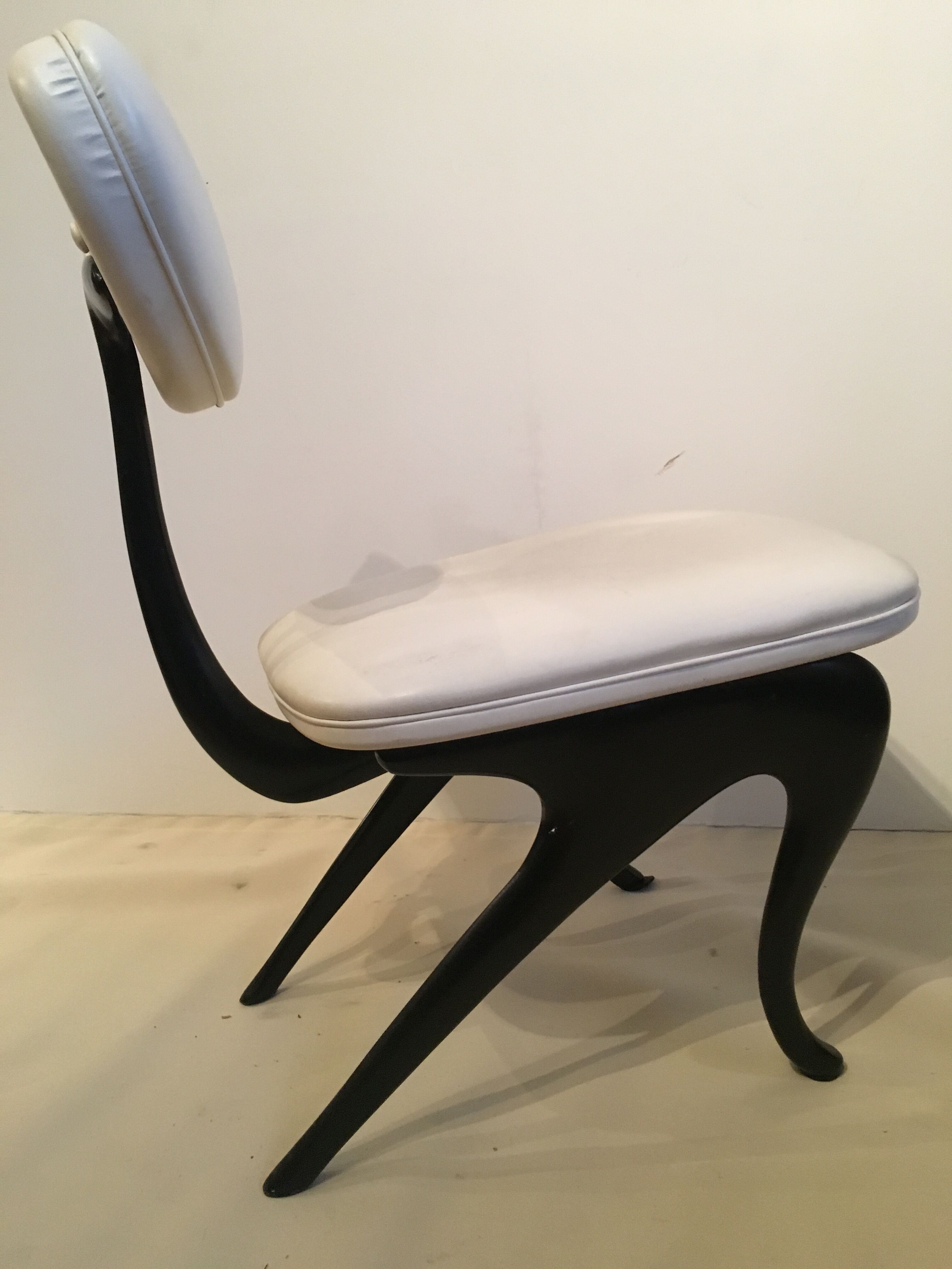 Une Paire de Fauteuils de Jordan Mozer