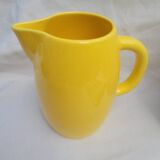 Small yellow pot of Salins
