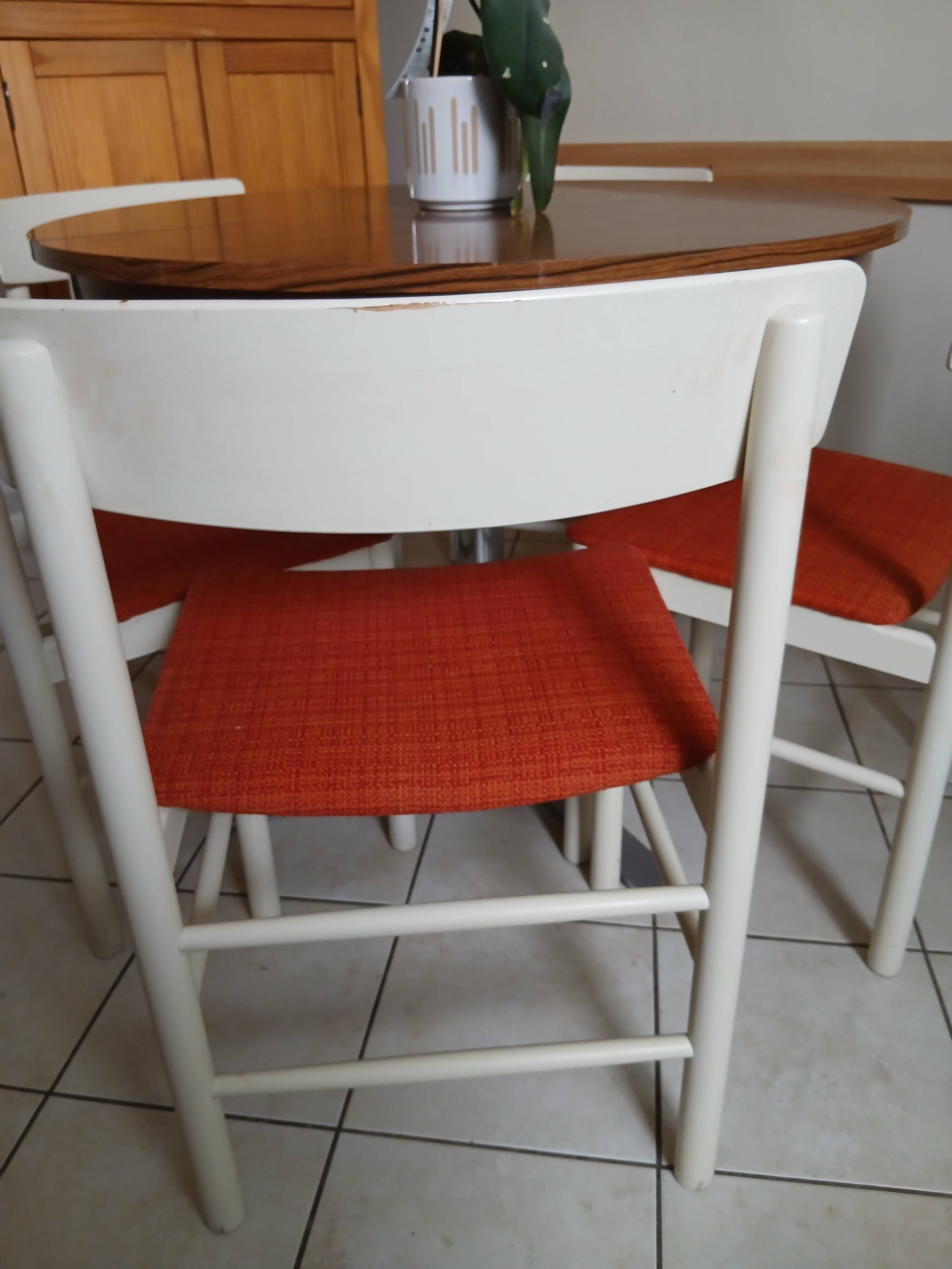 5 chaises scandinaves annees 70 Mobelfabrik Sfarstrup