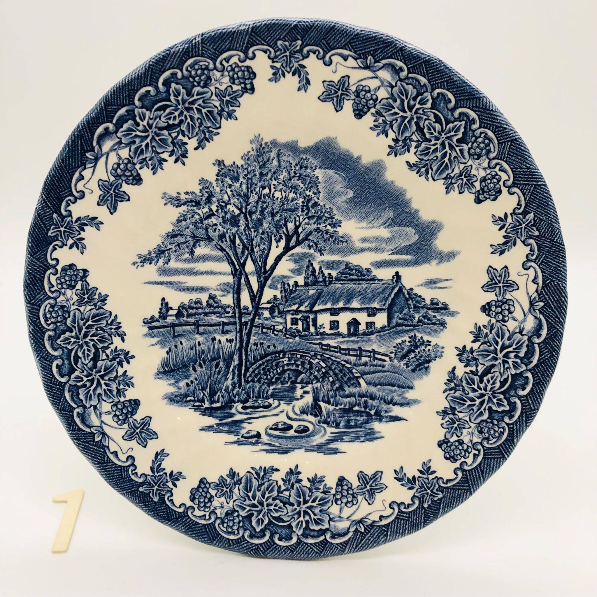 6 assiettes à dessert en faïence anglaise Myott Meakin
