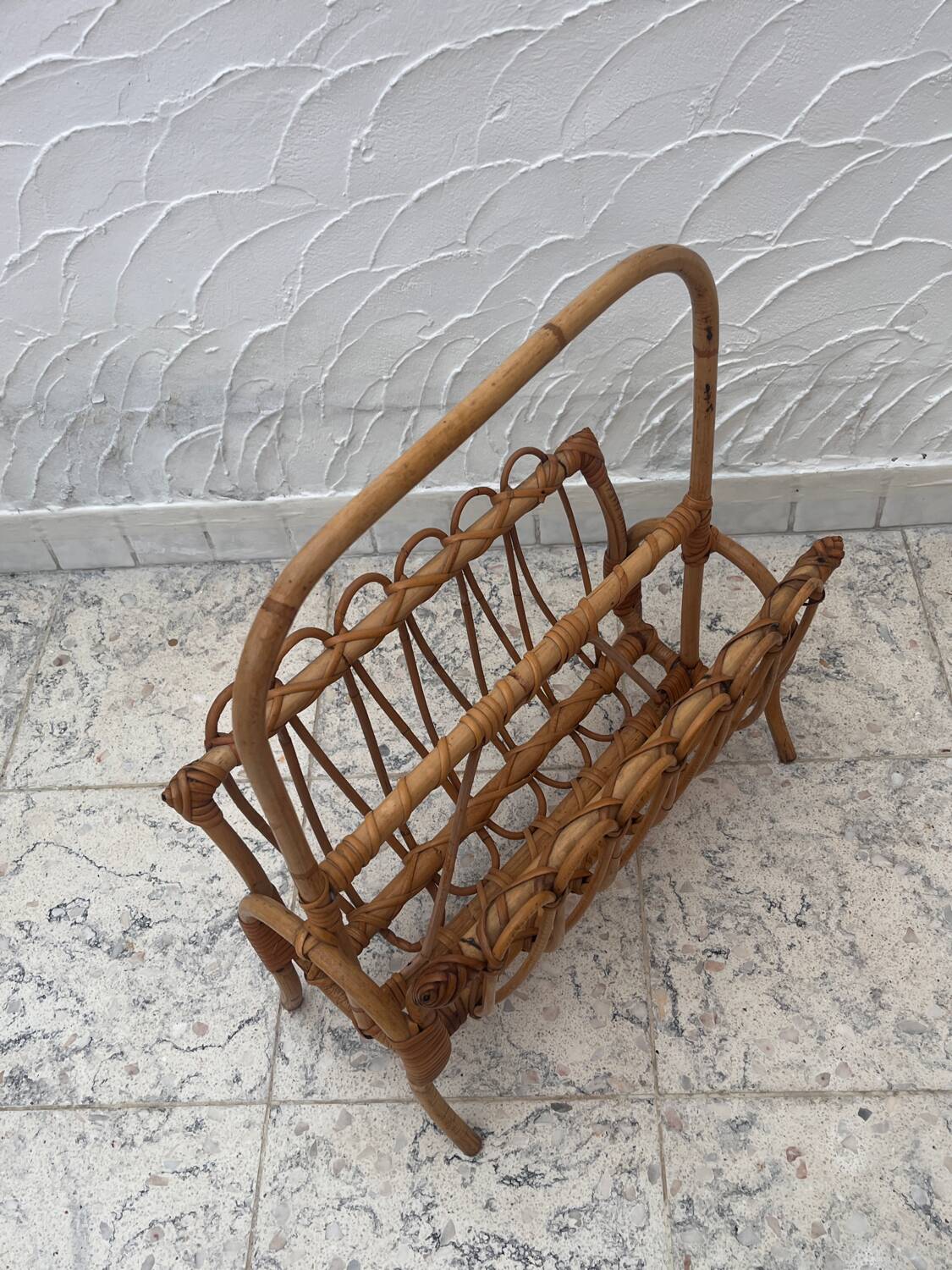 Bamboo magazine rack