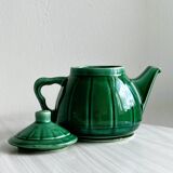 Ceramic teapot, bright green.