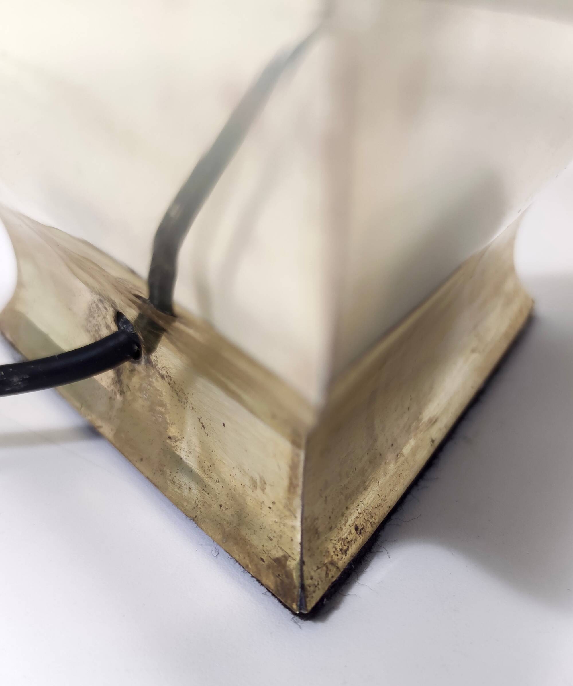 Pair of Postmodern Brass Table Lamps by Montagna Grillo and Tonello, Italy