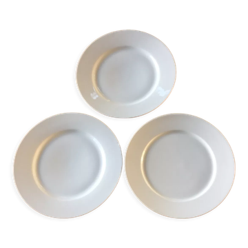 3 flat plates in white earthenware