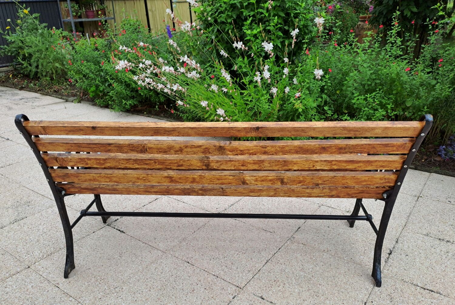 Garden bench cast iron and wood