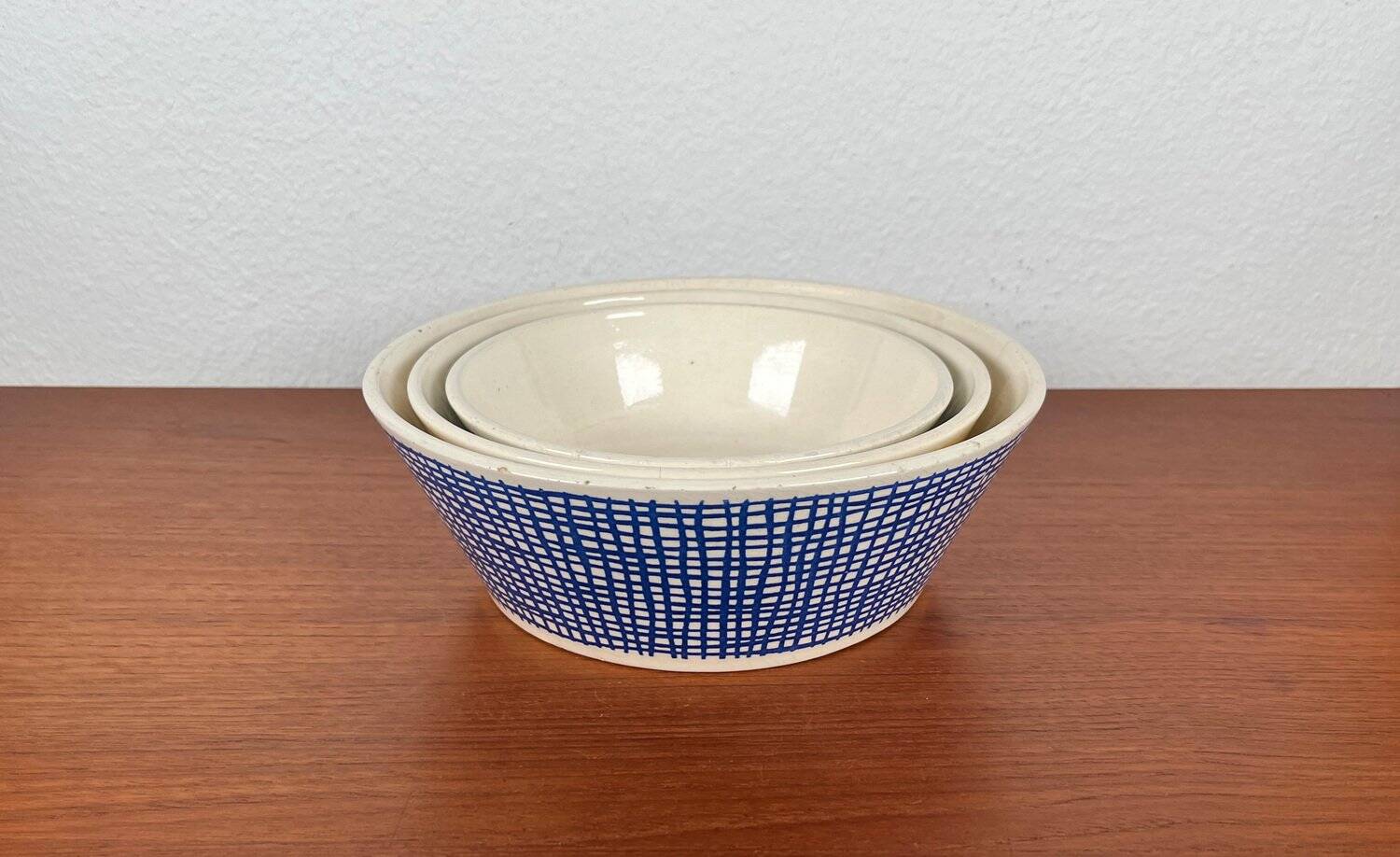 Mid-century German ceramic bowls by Limburg, 1960s, set of 3.