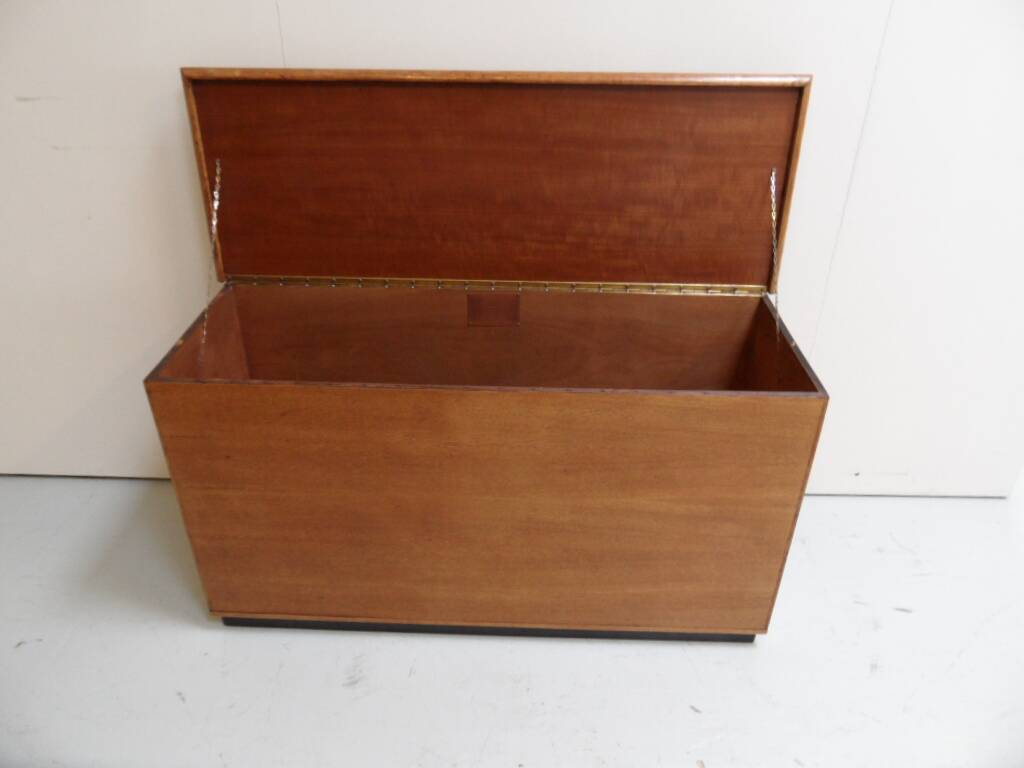 Vintage chest