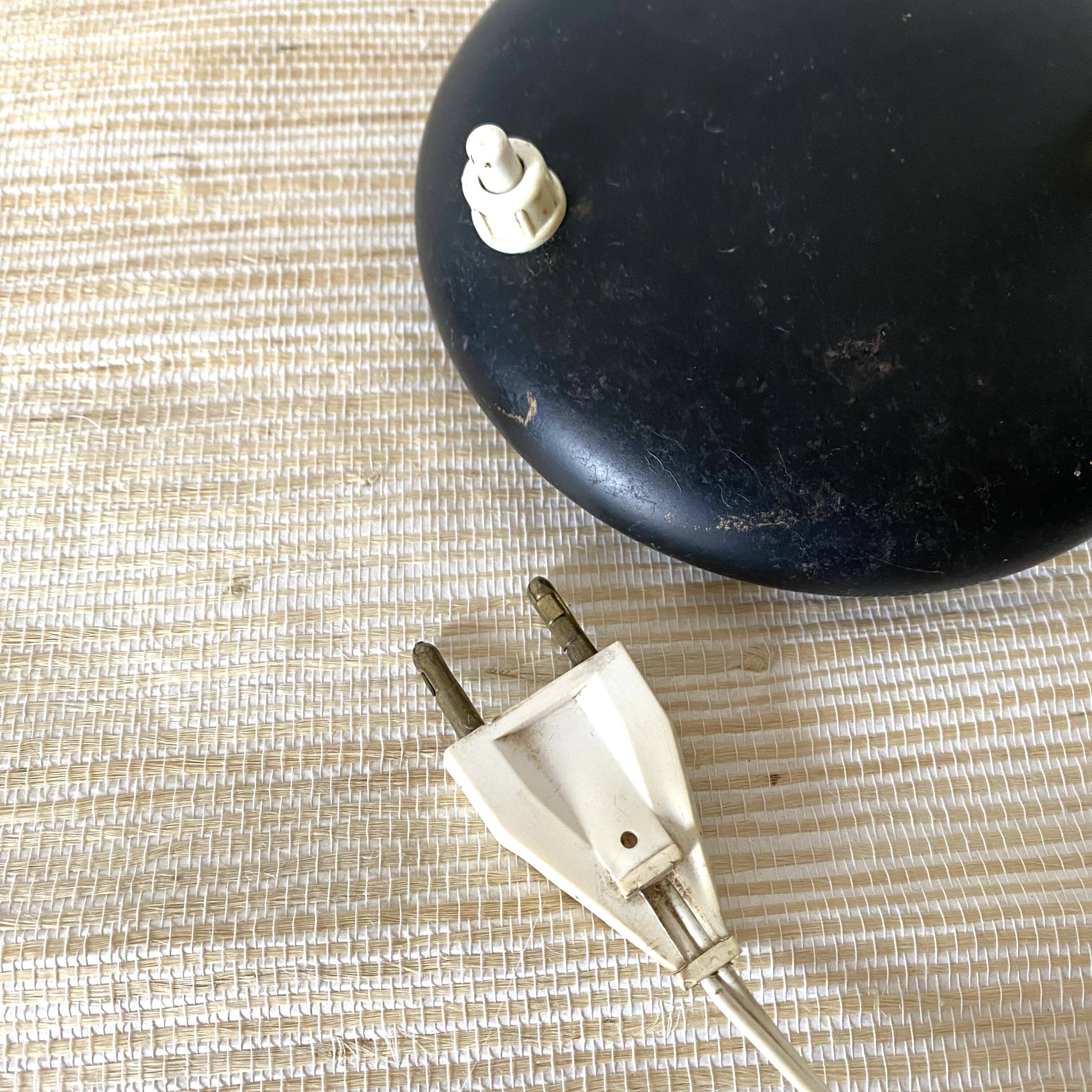 Flexible desk lamp from the 50s and 60s