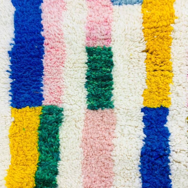 Handcrafted Moroccan rug decorated 200cm x 300cm