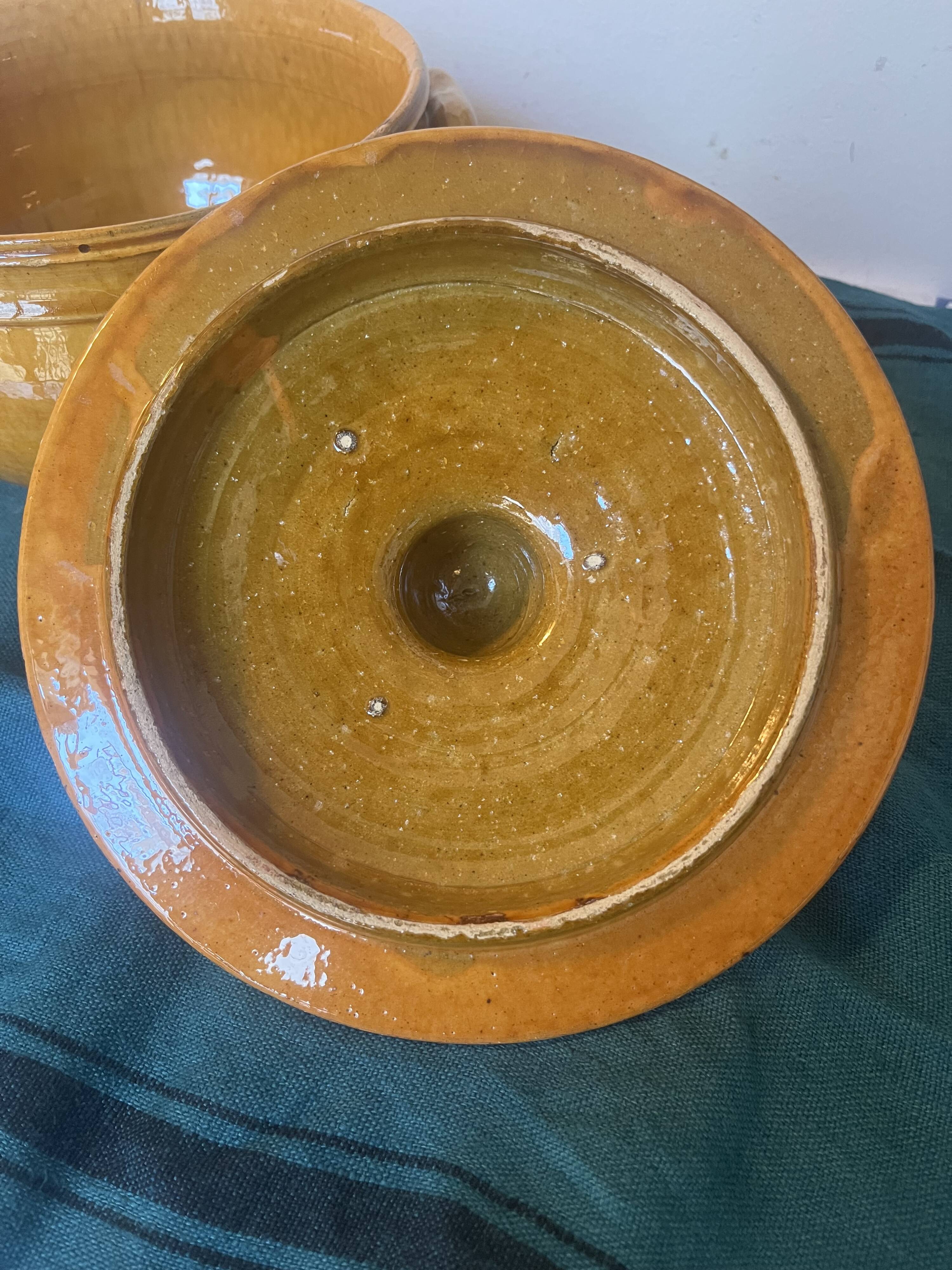 Soupière ancienne Biot Augé Larribé