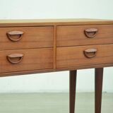 Commode en teck de Kai Kristiansen, années 1960