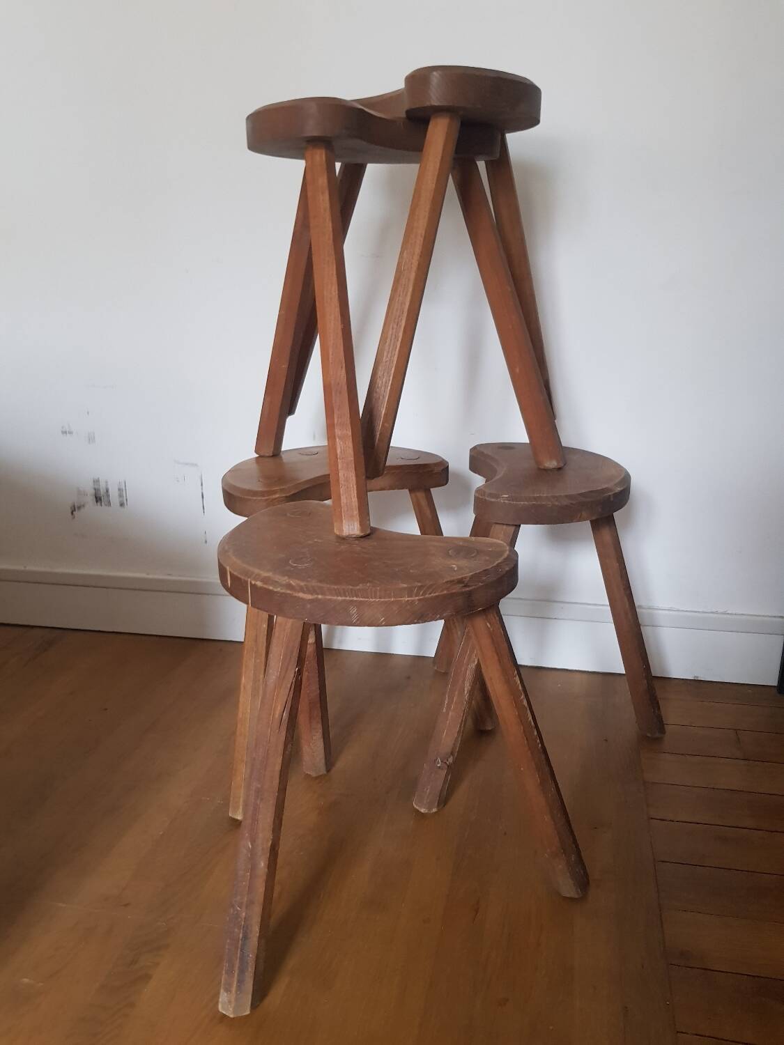 Set of 5 vintage tripods