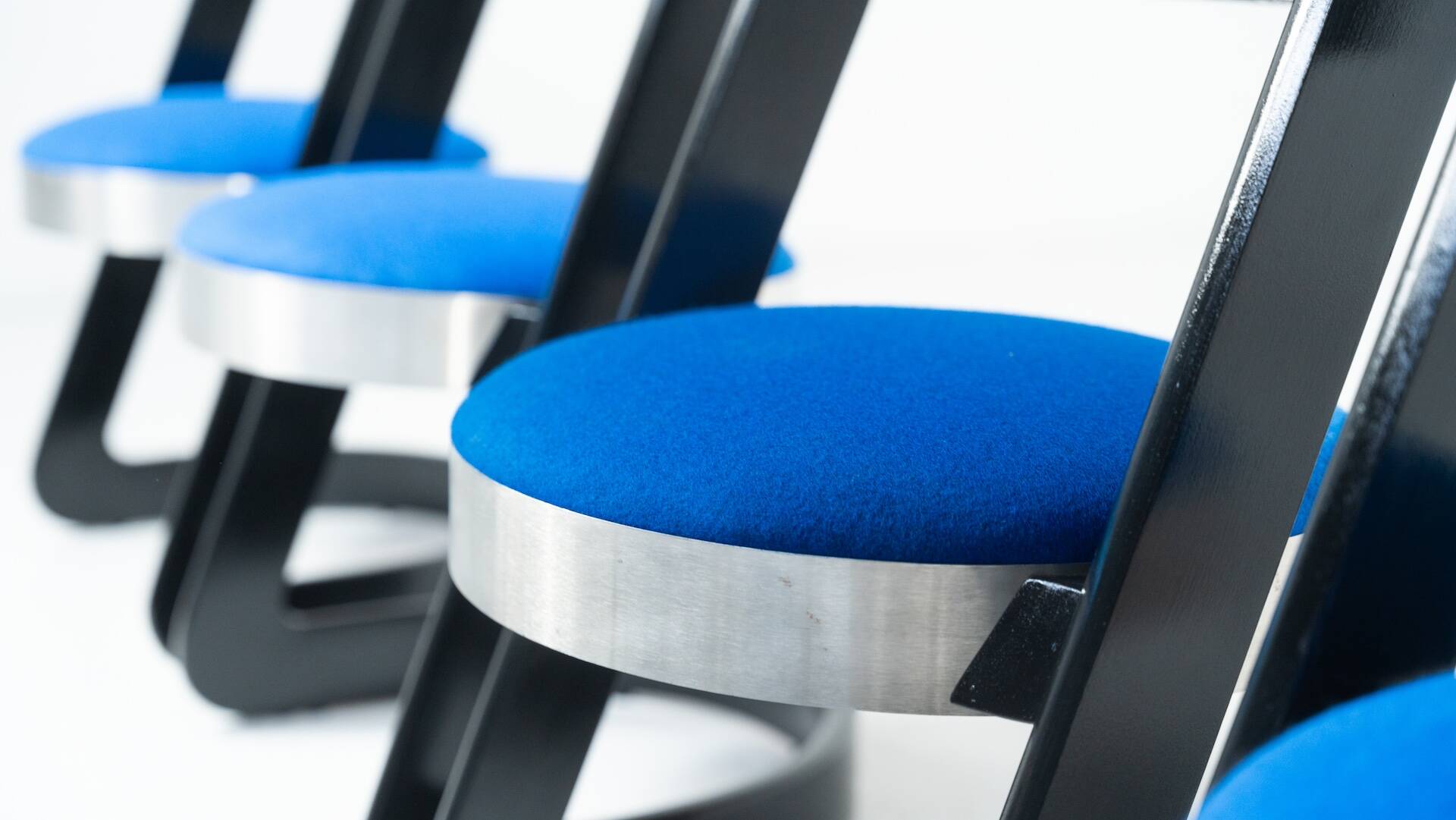 Set of 6 Chairs by Willy Rizzo for Mario Sabot, Italy, 1970s - New Upholstery