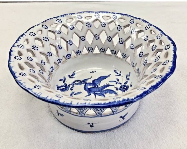 Ancienne coupe corbeille à fruits à pain ajourée Martres Tolosane