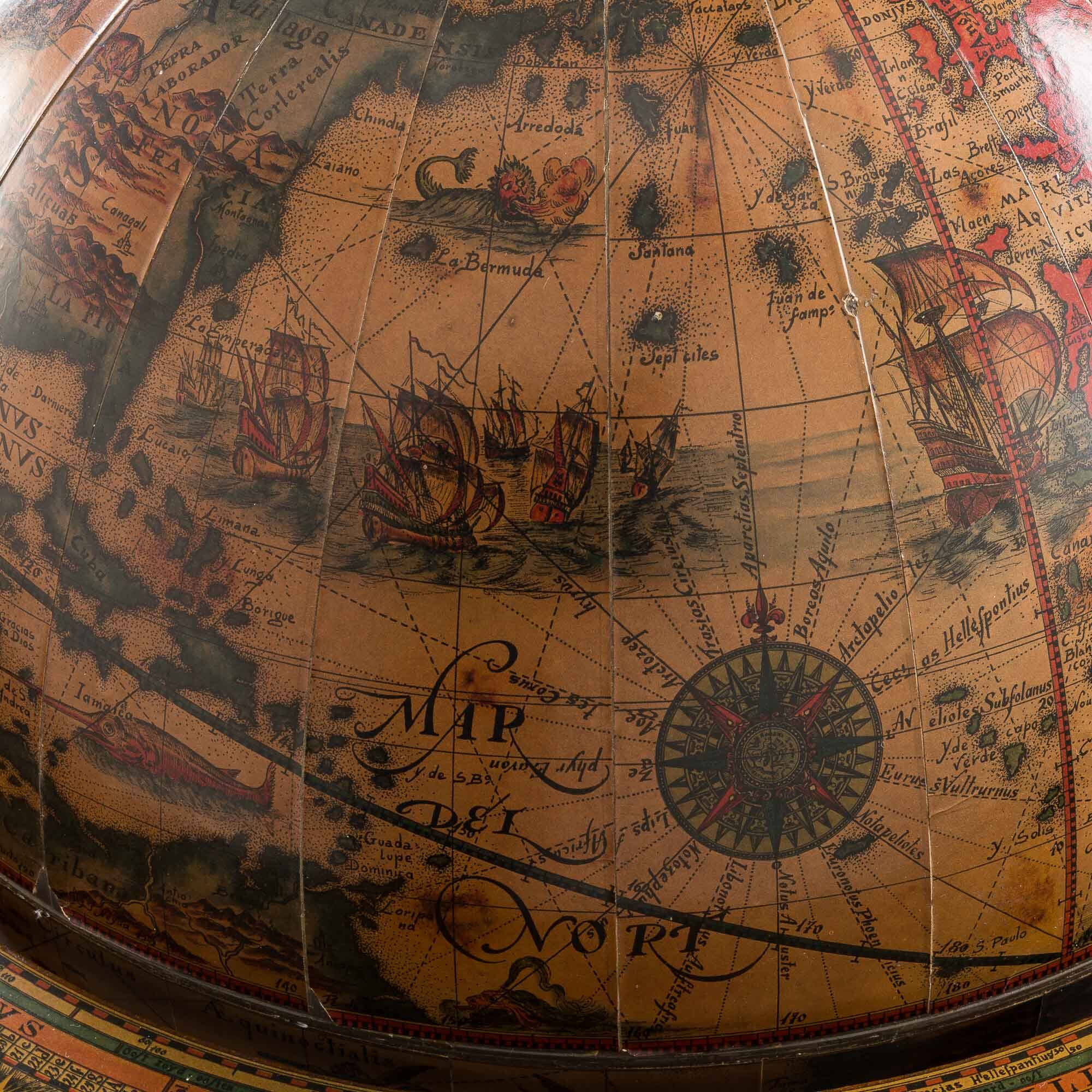 Large Mid-century globe bar cabinet, Italy 1960s