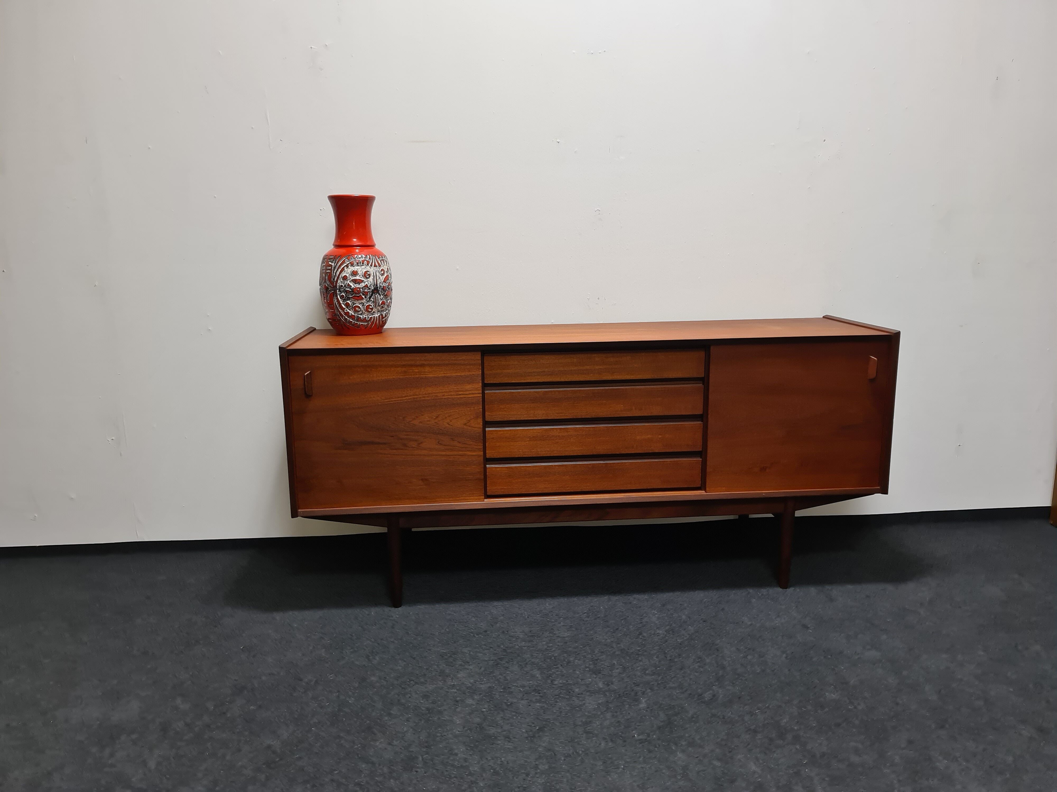Enfilade danoise en teck