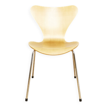 Arne Jacobsen Chair 3107 for Fritz Hansen