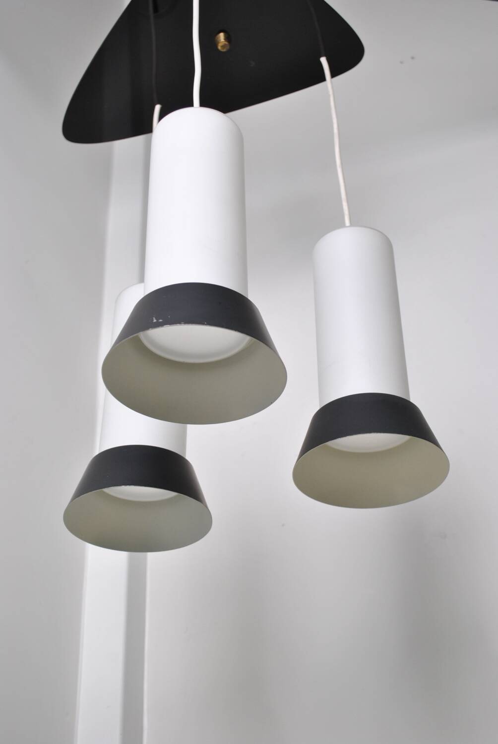 Suspension 3 opalines 1960