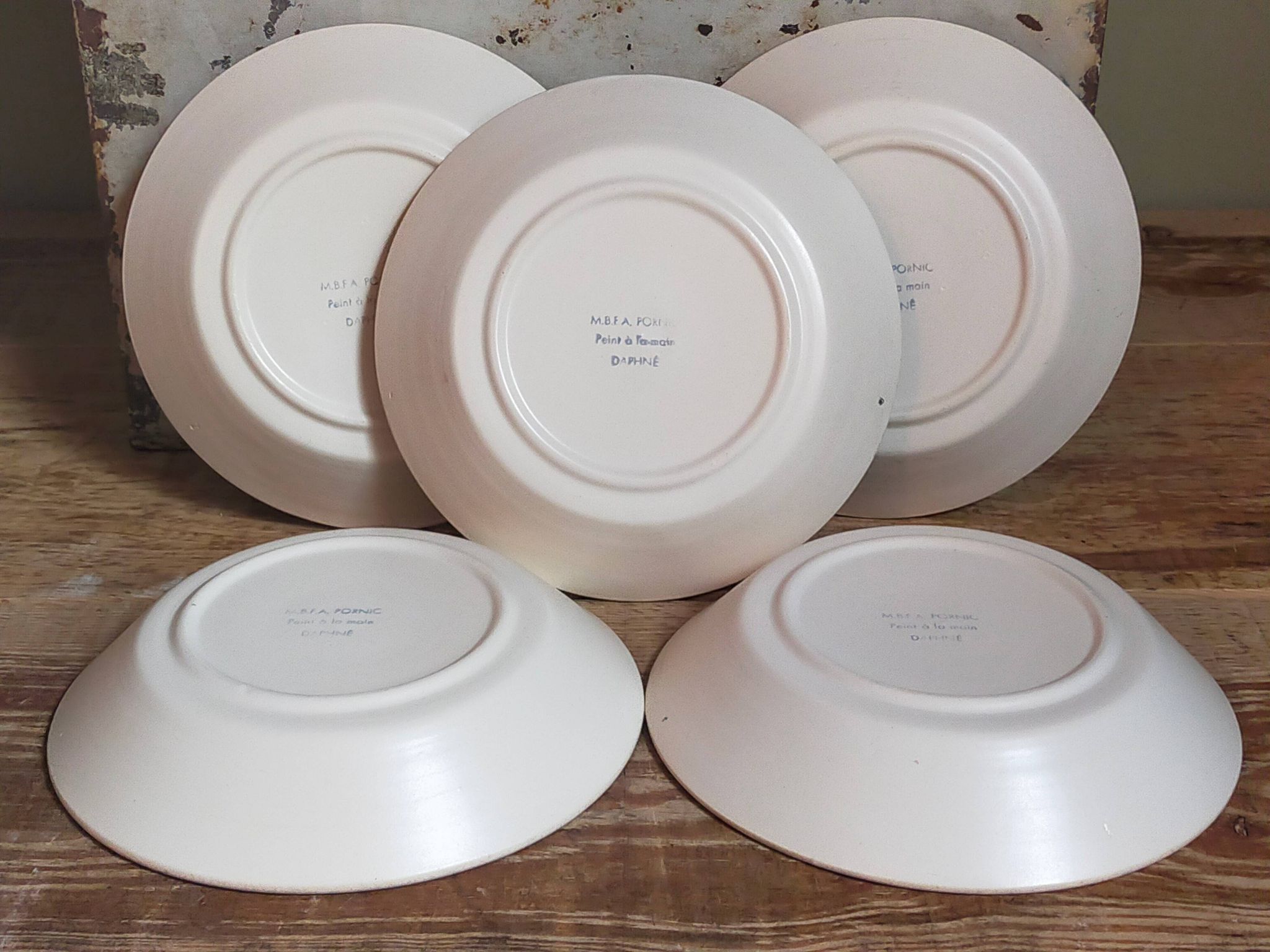 Cinq assiettes creuses céramiques M.B.F.A  PORNIC vintages service Daphné
