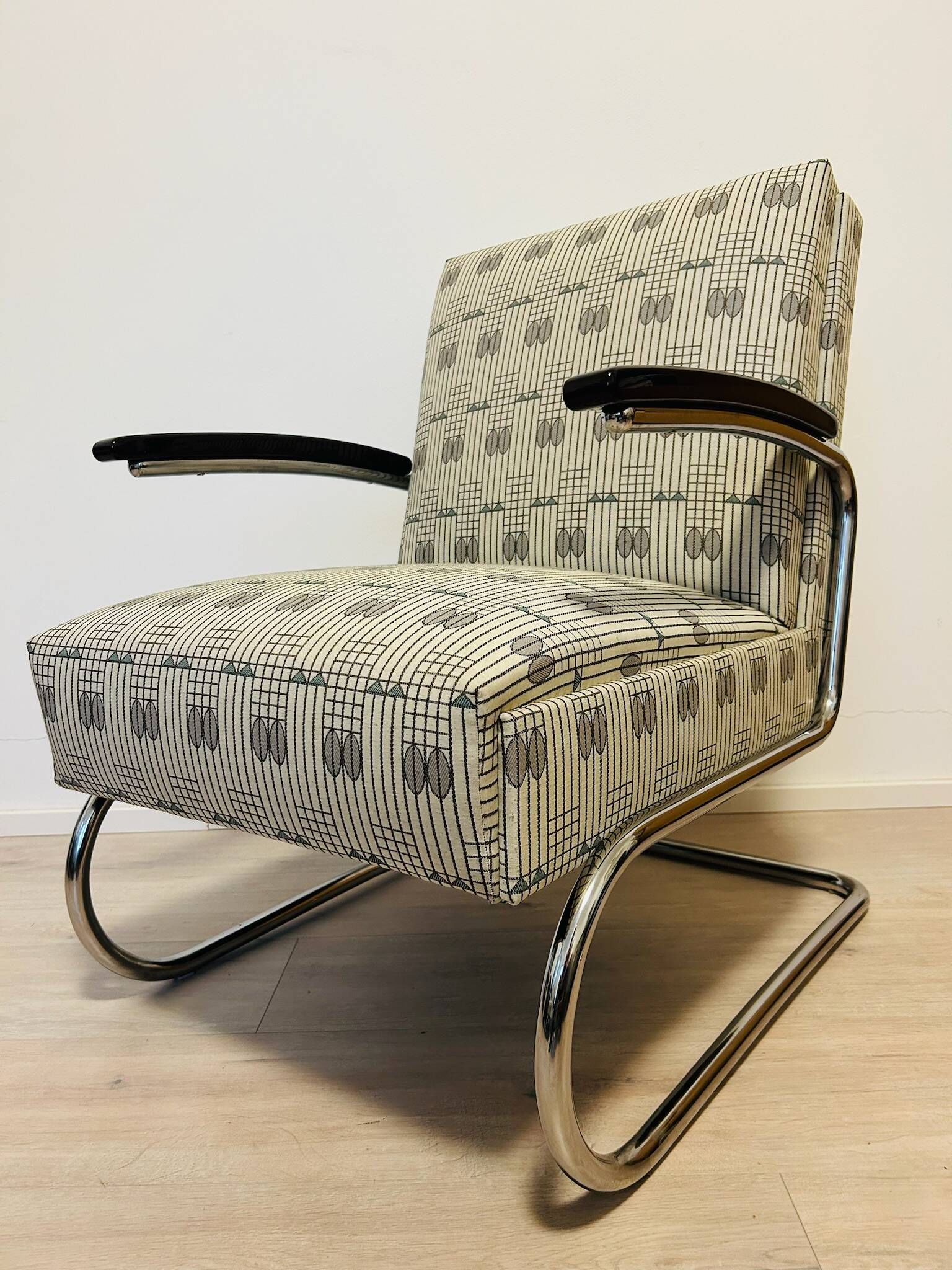 Pair of Mücke-Melder Fn24 bauhaus tubular steel chairs
