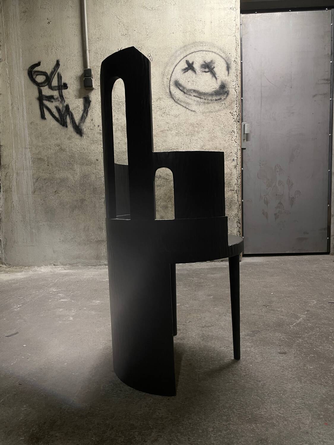 Room Studio Primitive and Modern Oak Sculptural Chair