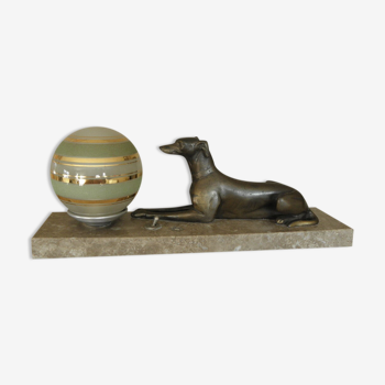 Lampe de table art déco en marbre et figurine de chien en bronze