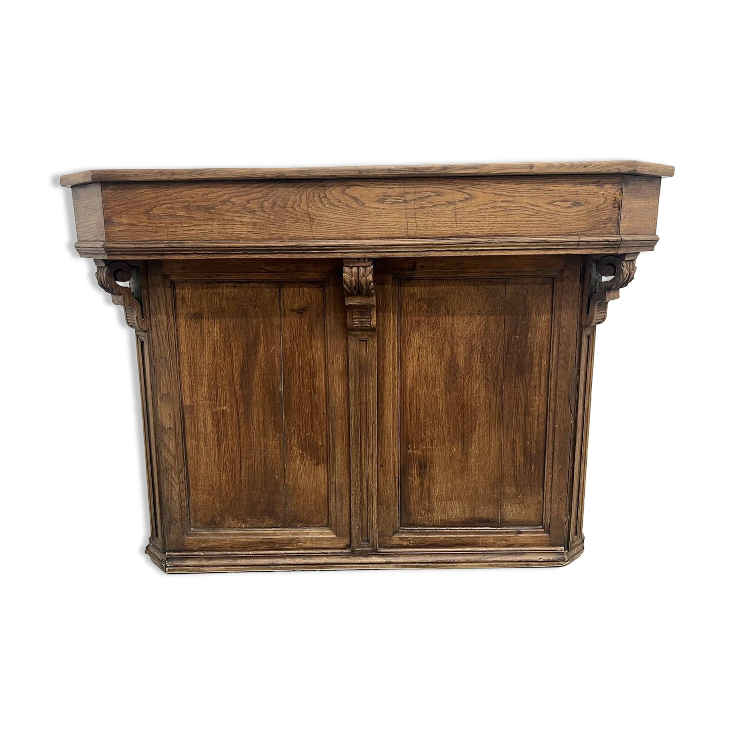 Antique trade counter