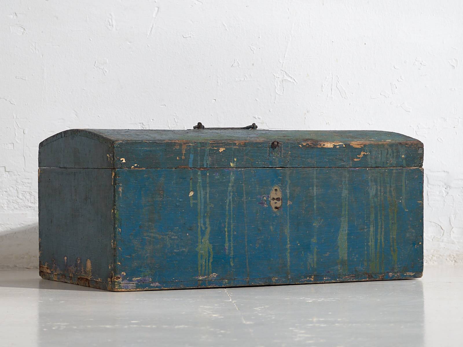 Small antique chest with navy blue patina (c.1920) #68