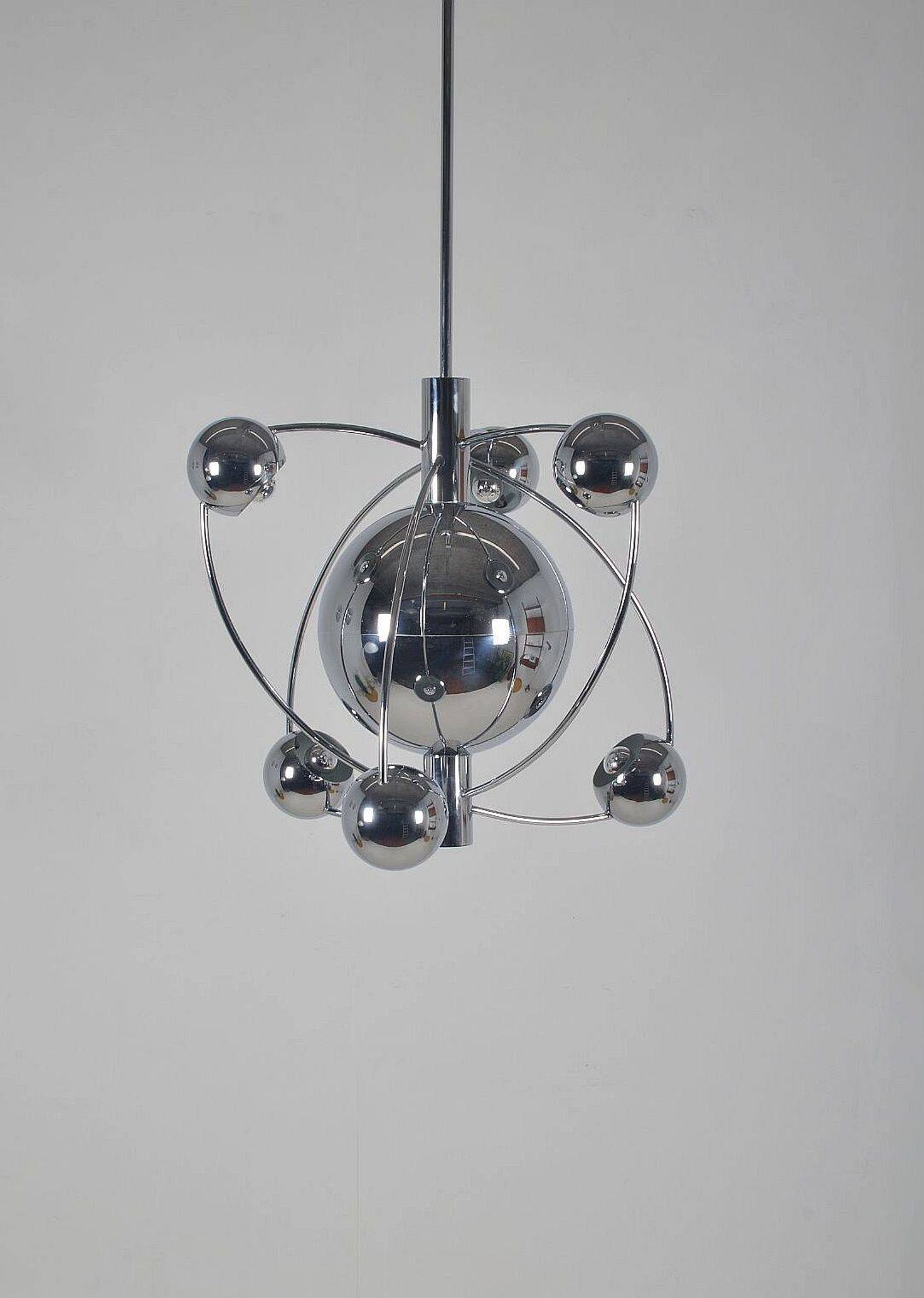 Chandelier 'Satellite' italien conçu par Goffredo Reggiani, années 1960.