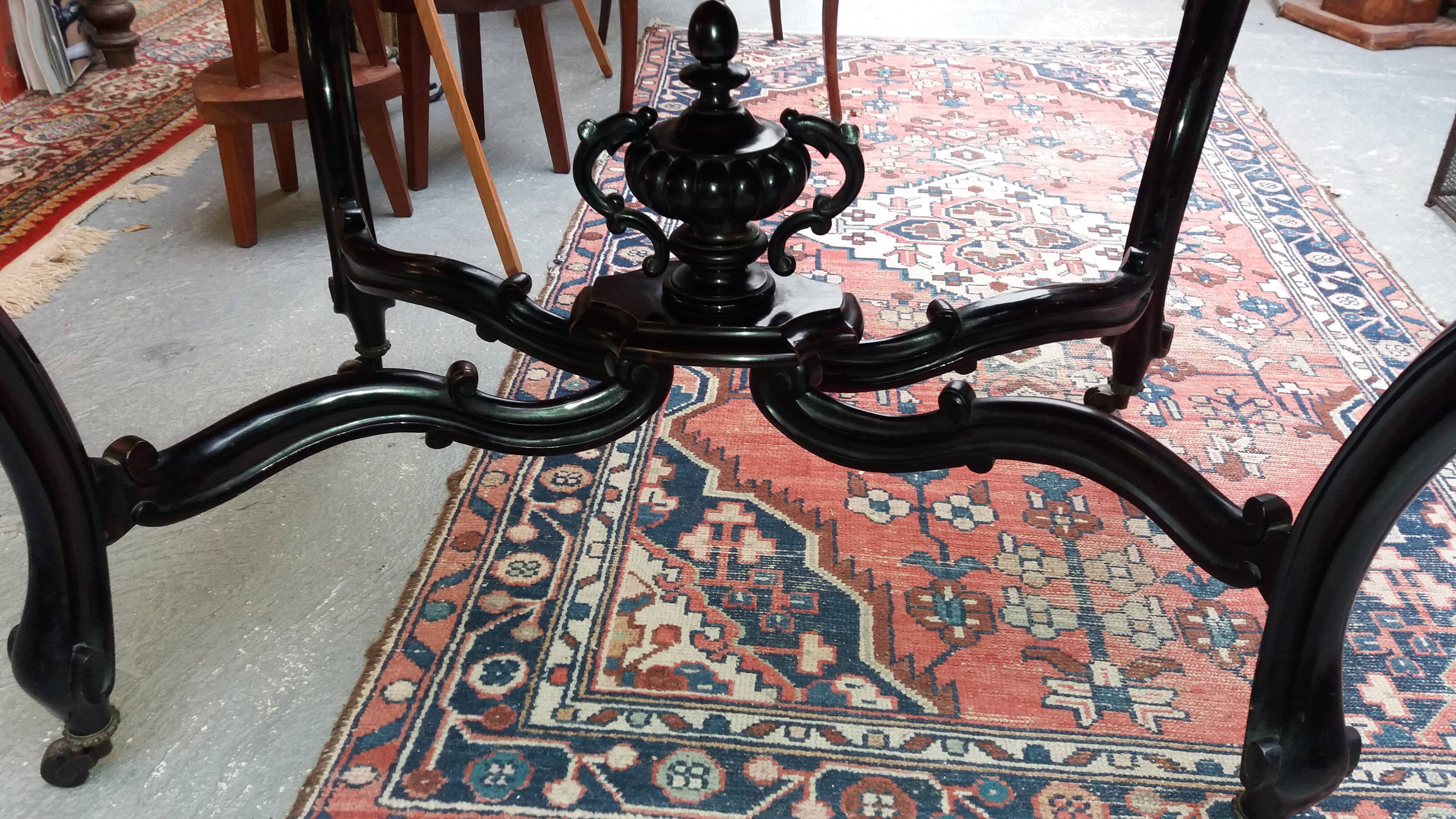 Middle table Napoleon III