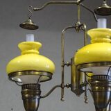Grand lustre 3 feux en verre, opaline et laiton