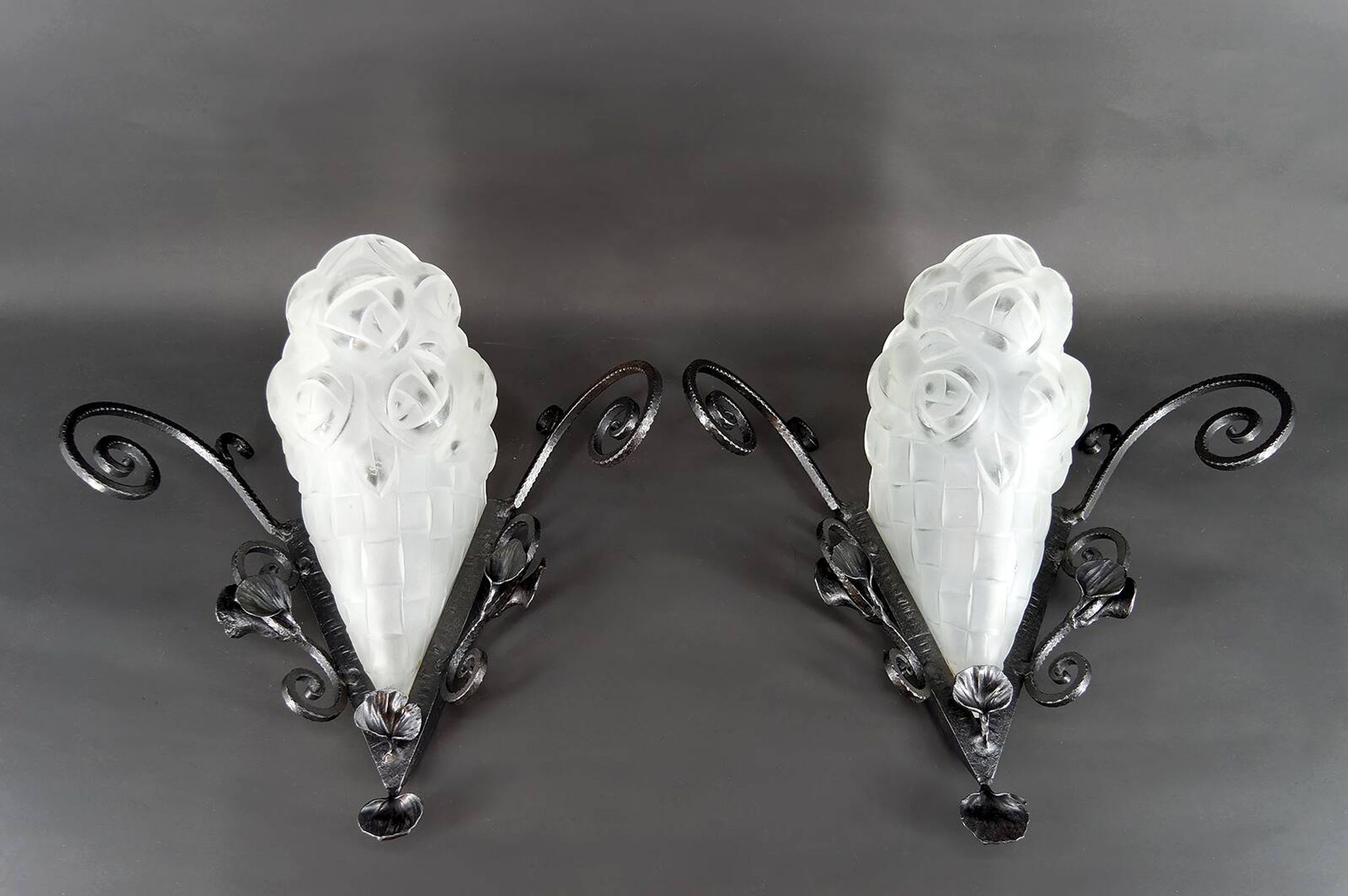 Pair of Wrought Iron Wall Lights by Degué, Art Deco, France, c. 1930