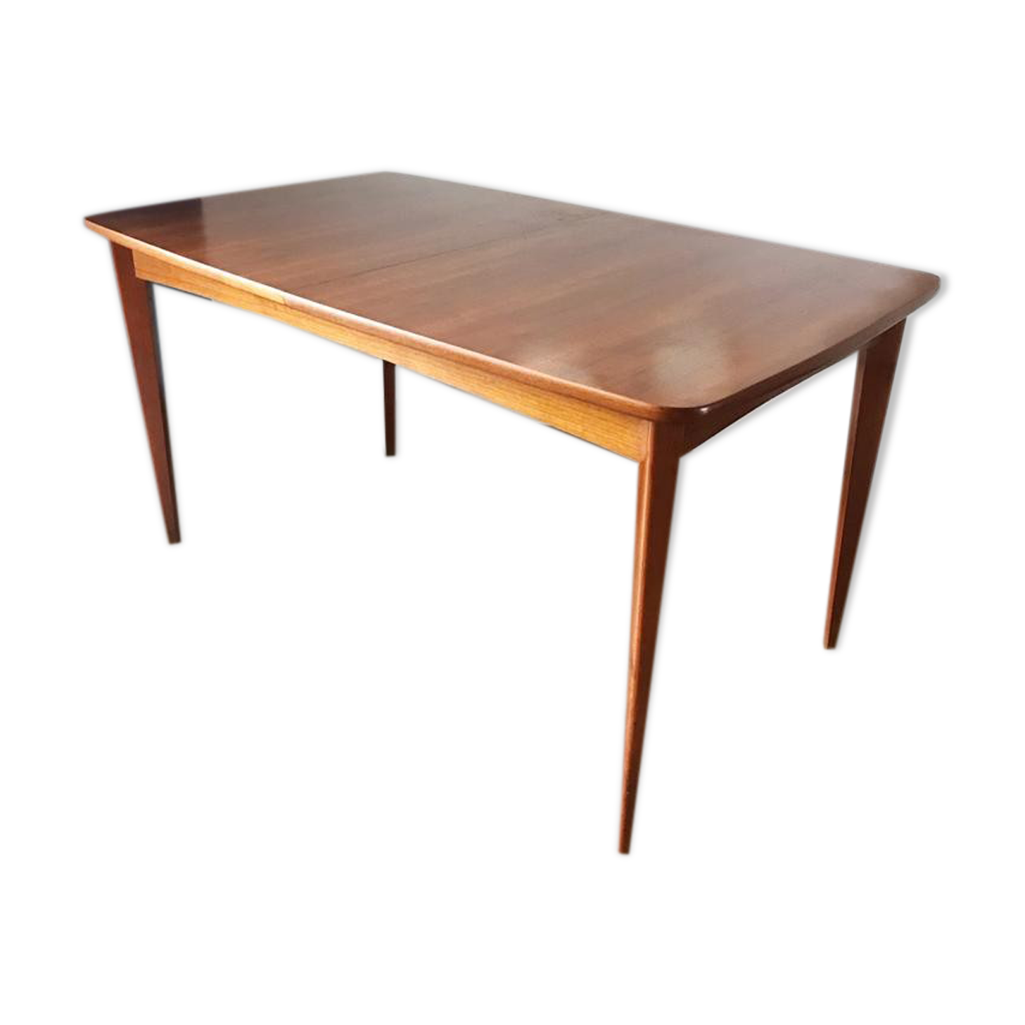 Scandinavian table