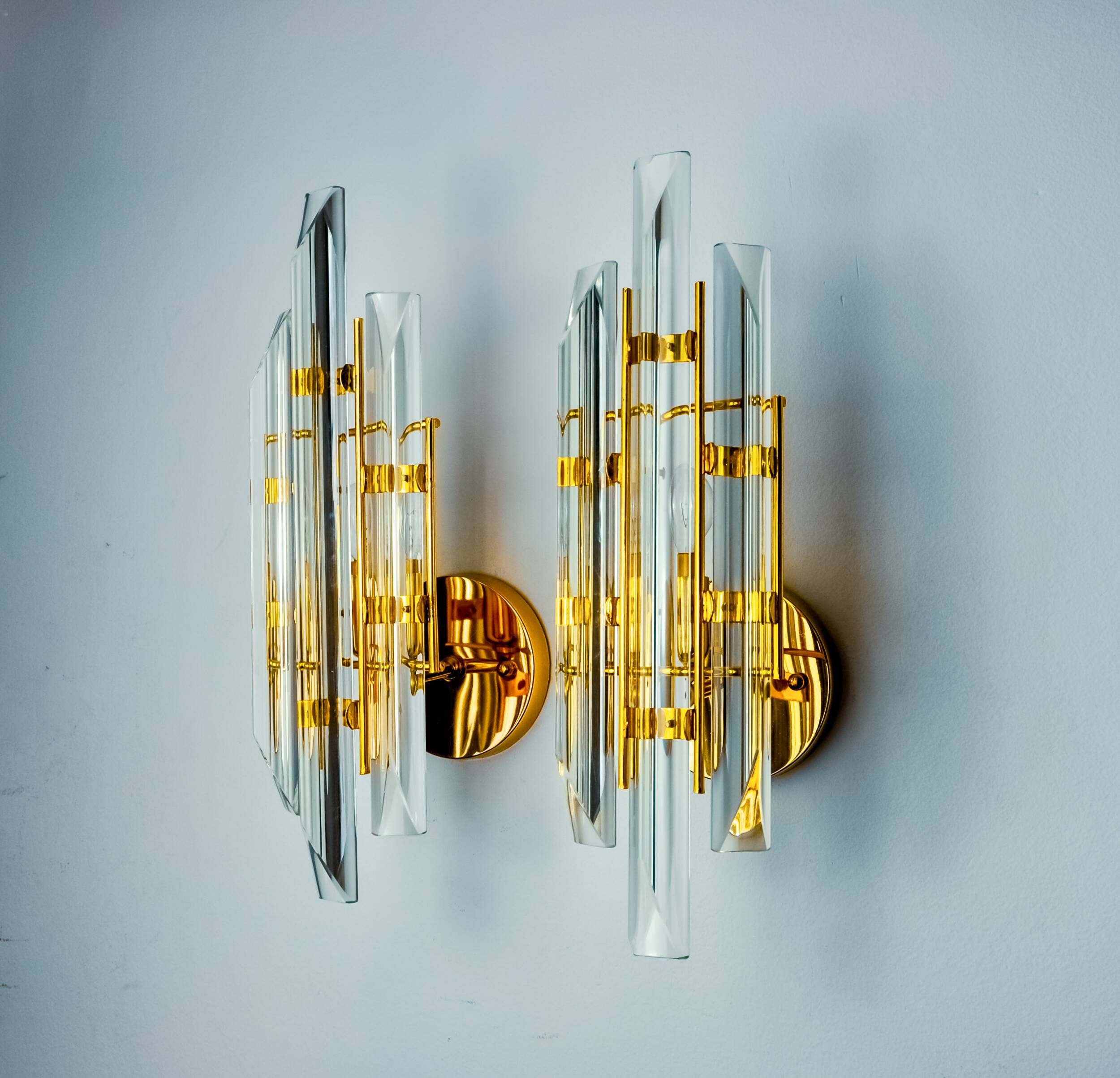Pair of Venini wall lights, triedri glass, murano, Italy 1970