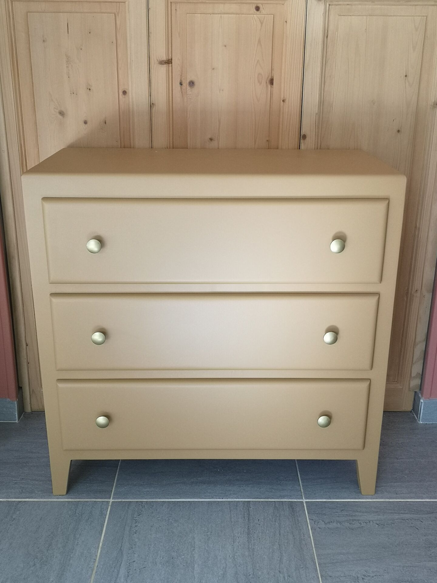 Commode vintage couleur Moka