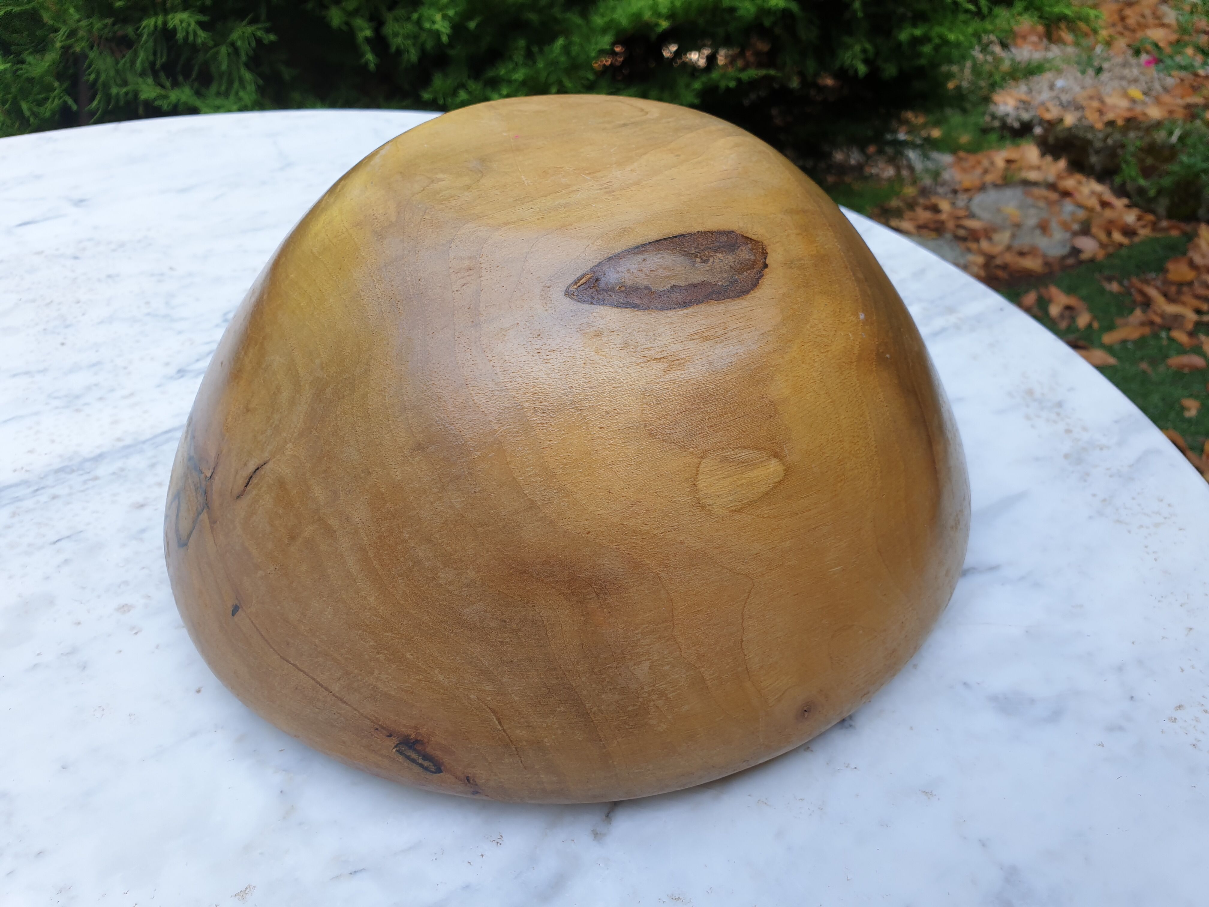 Salad bowl made of solid olive wood