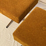 Paire de tabourets pivotants hongrois ottomans