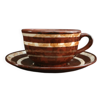 Tasse en faïence anglaise de style "Mary" Sarreguemines